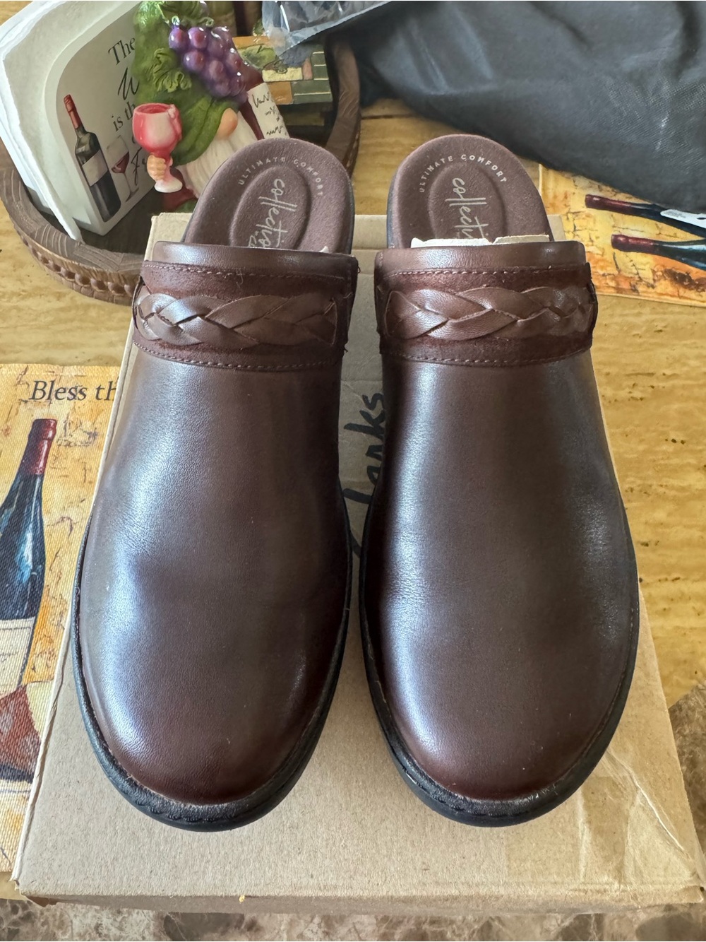 Clarks Women's Brown Leather Slip-On Mules with Braided Vamp 10 M